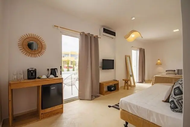Olive Grove Suites Boutique Hotel - Oda