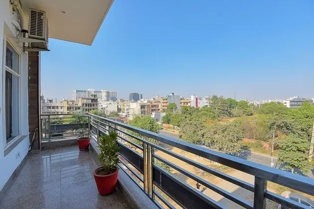 Olive @ Medanta Medicity