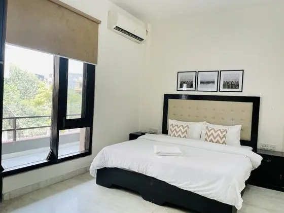 Olive Service Apartment-Golf Course Road - Oda
