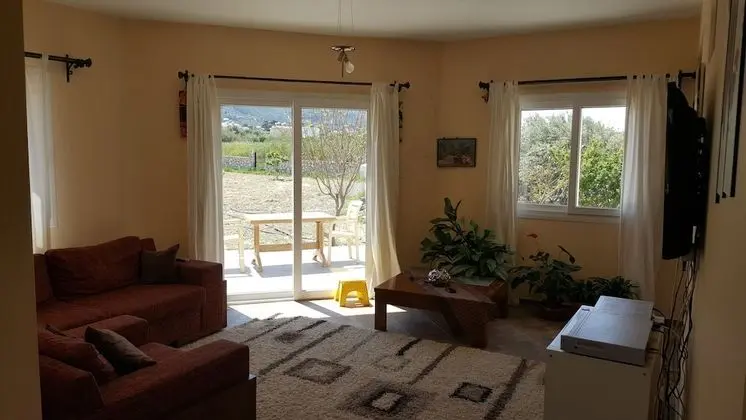 Olive Tree Villa 3 Double Bedrooms With Spectacular Mountain Sea View - Mülk Olanakları