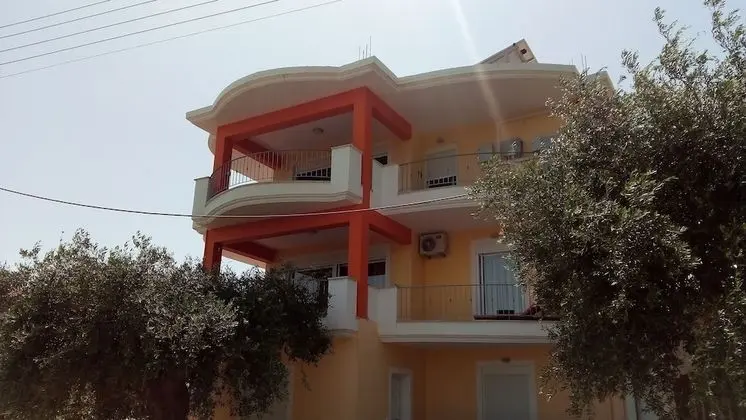 Olive Tree Apartment - Dış Mekan
