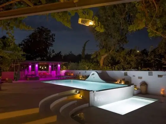 The Olive Yard House - Öne Çıkan Resim