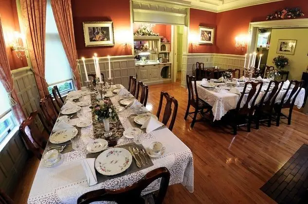 Oliver Inn Bed and Breakfast - Yerinde Yemek