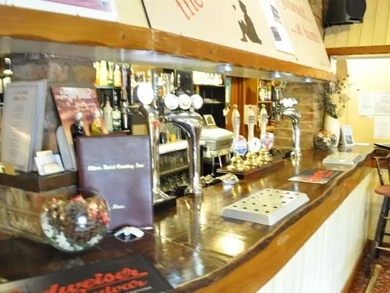Oliver Twist Country Inn - Bar