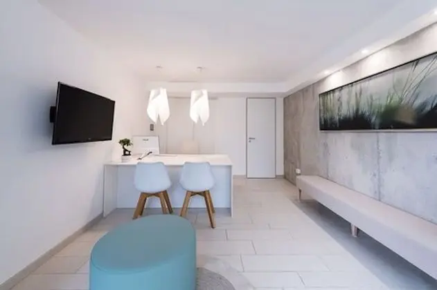 OliverLux Aparthotel - Lobi