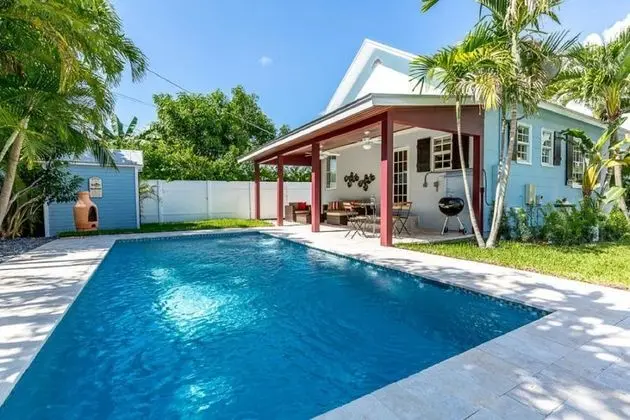 Villa Olivia Luxury House - Havuz