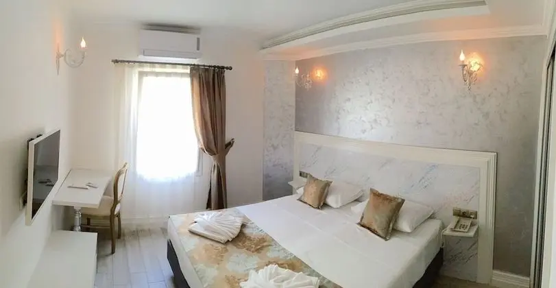 Olivias Group Hotel - Oda