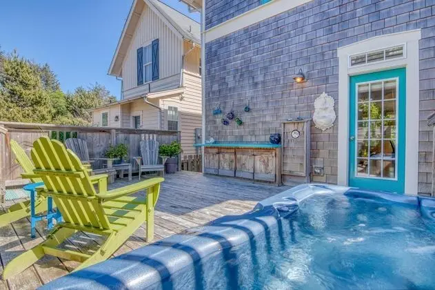 Olivia's Park Place - Havuz
