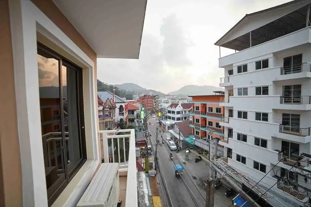 Ol'Masta Hotel & Lounge