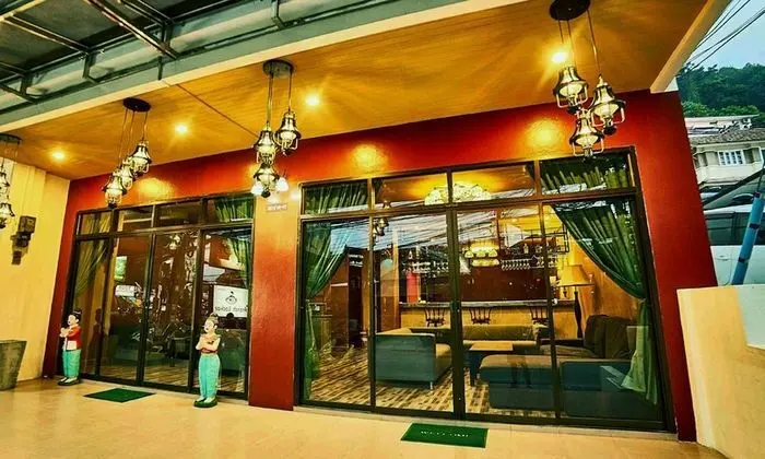 Ol'Masta Hotel & Lounge - Dış Mekan