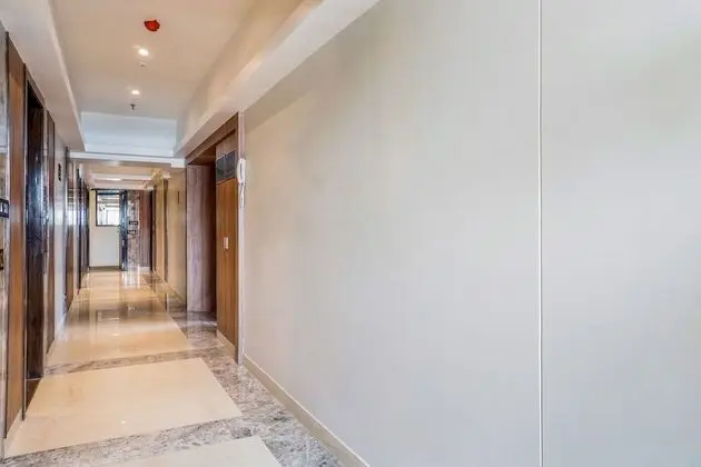 HOTEL OLTEN - Lobi