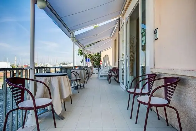 Hotel Olympia - Dış Mekan