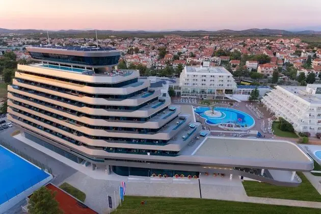 Hotel Olympia Sky - Dış Mekan