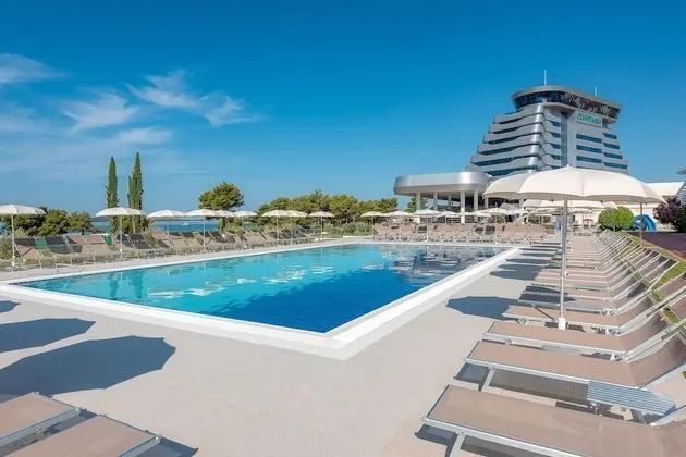 Hotel Olympia Sky - Havuz
