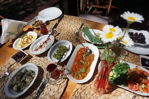 Olympos Mitolojik Tanrılar Kulübü - Genel