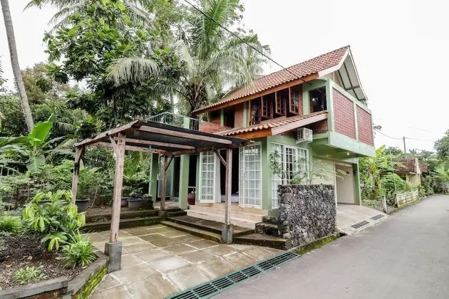 Omah Kemiri 4 Yogyakarta