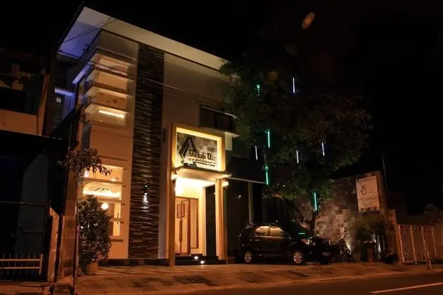 Omahqu Guest House