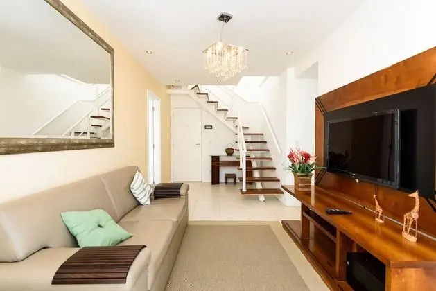 Omar do Rio - Apartamento CobR - Lobi