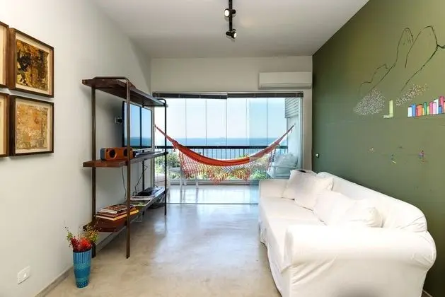 Omar do Rio - Apartamento V106