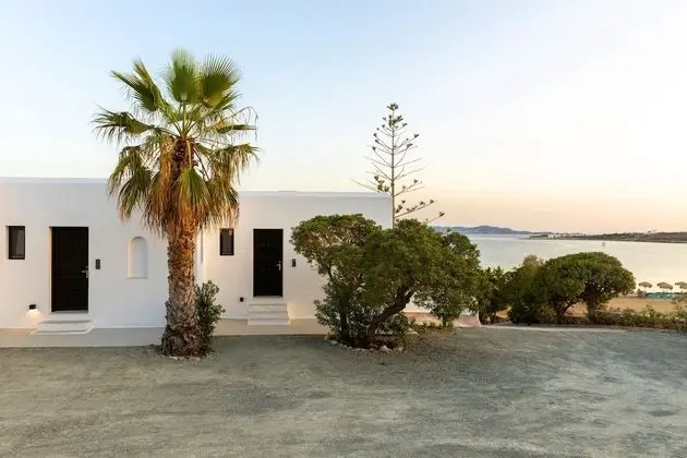 Omilos Beachfront House
