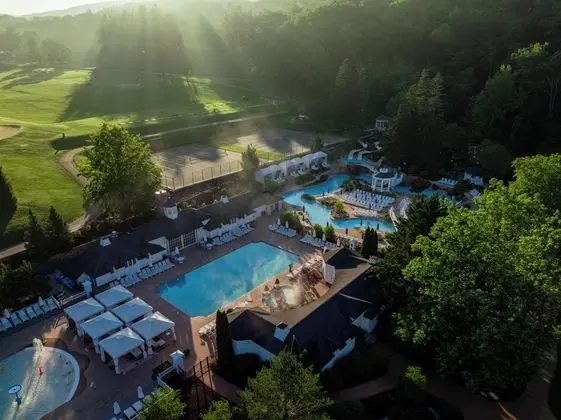 The Omni Homestead Resort - Havuz