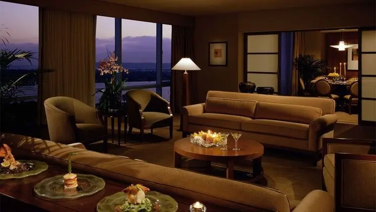 Omni San Diego Hotel