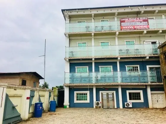 Omo Lucas Hotel & Suites