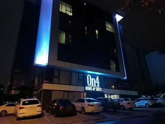 On4 Rooms & Suites