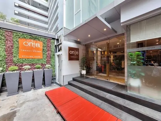 On8 Sukhumvit Nana Bangkok by Compass Hospitality - Dış Mekan