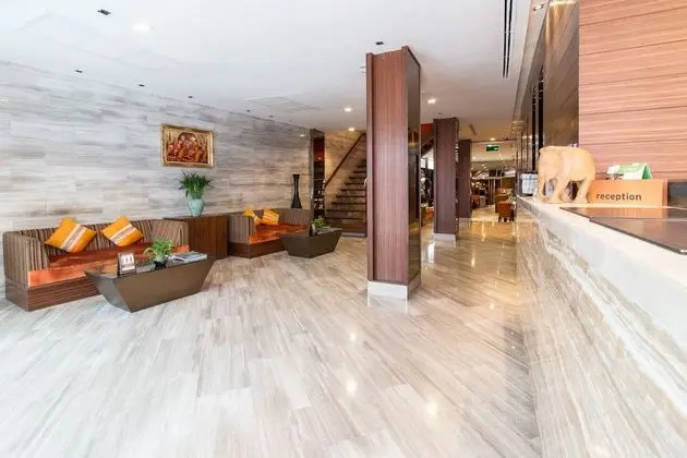 On8 Sukhumvit Nana Bangkok by Compass Hospitality - Lobi