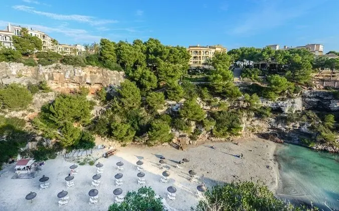 Ona Cala Pi Club