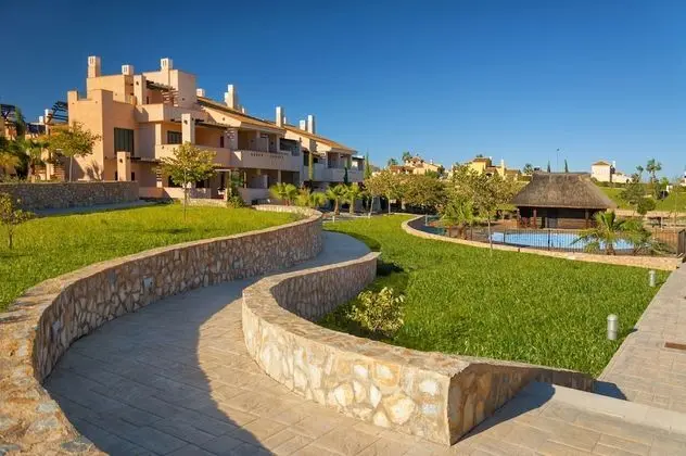 Ona Hacienda del Alamo Apartments