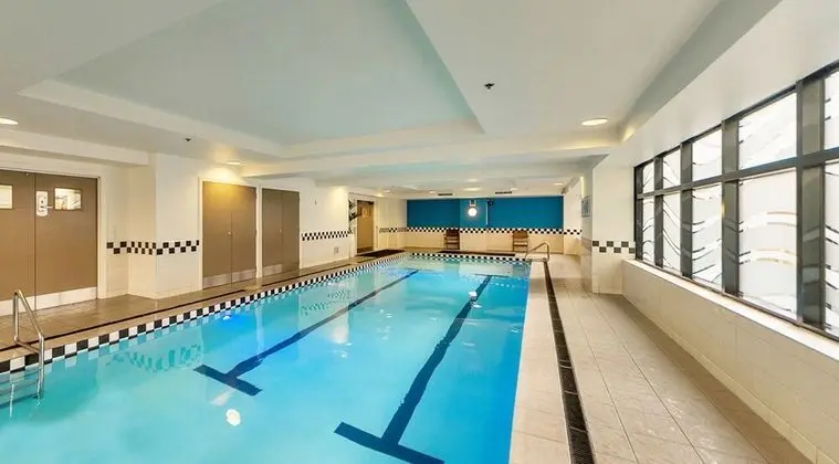 One Bedroom Apartment in Auckland CBD - Havuz