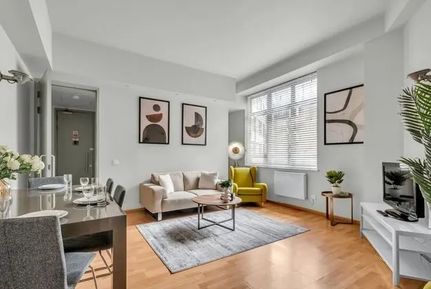 One bedroom apartment City Road - İç Mekan