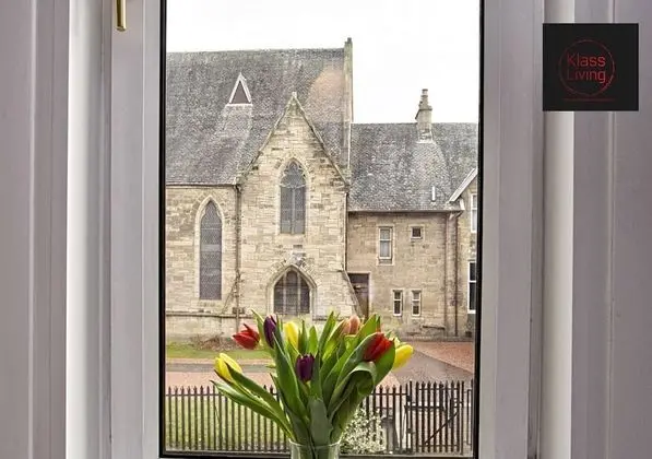 One Bedroom Apartment by Klass Living Serviced Accommodation Coatbridge - Whifflet Park Apartment With Wifi  and Parking