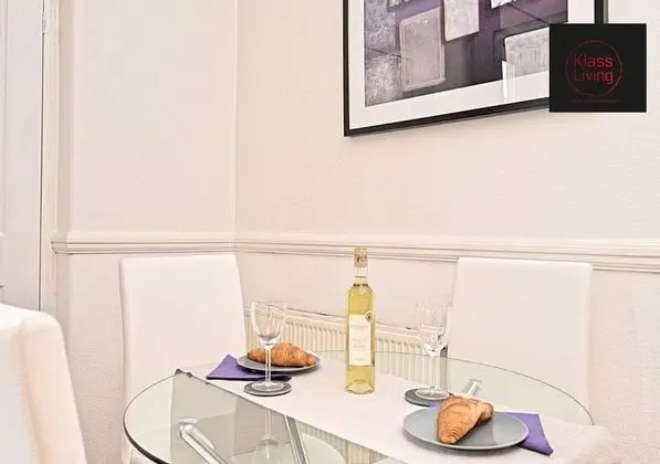 One Bedroom Apartment by Klass Living Serviced Accommodation Coatbridge - Whifflet Park Apartment With Wifi and Parking - Yerinde Yemek