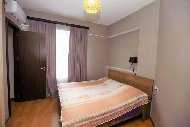 One Bedroom apartment for shopaholics - Oda