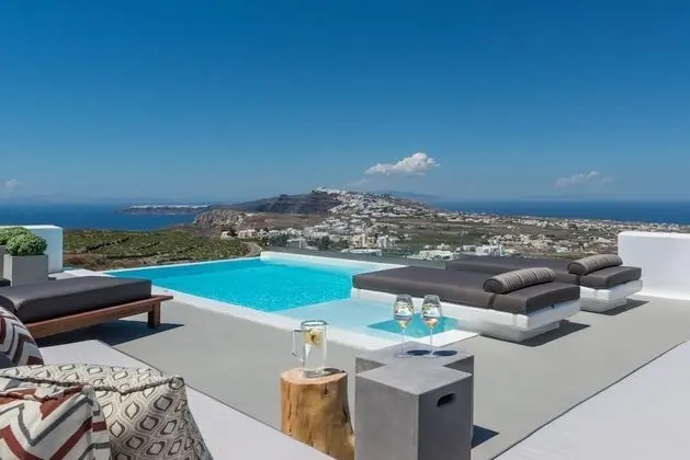 One Bedroom Panoramic - White Co - Oda