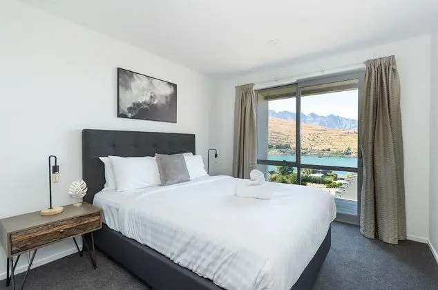 One Bedroom Unit with Panoramic Views - Oda