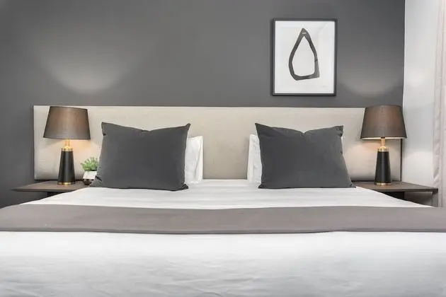 One Calais Luxury Apartments - Oda