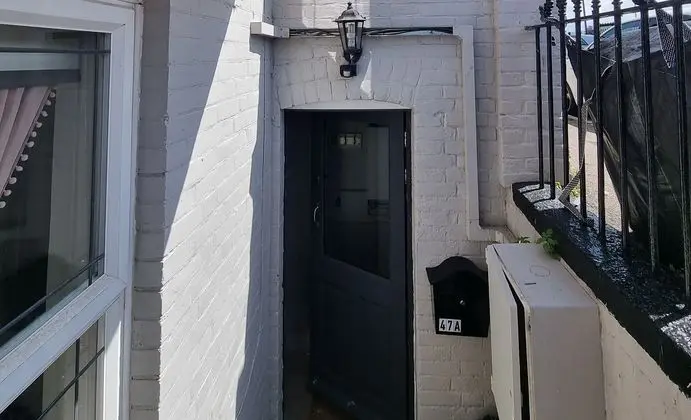 One Double Bed- Two Sofa Beds, Private Garden - Dış Mekan
