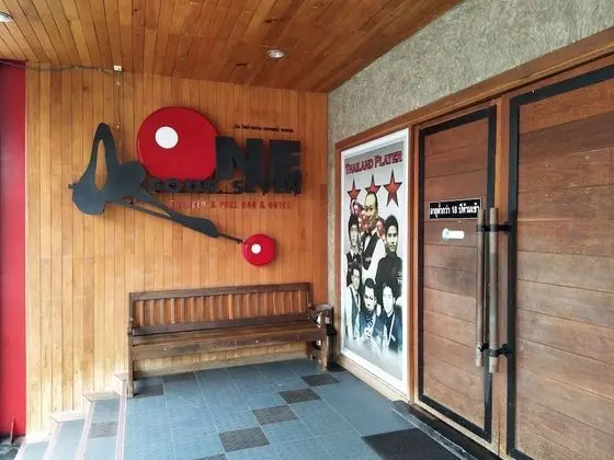 One Four Seven Hotel & Snooker Bar - Dış Mekan
