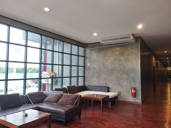 One Four Seven Hotel & Snooker Bar - Lobi