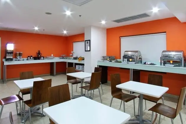 One Guadalajara Centro Histórico - Yerinde Yemek