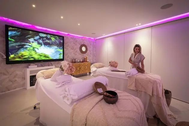 One Ibiza Suites - Spa