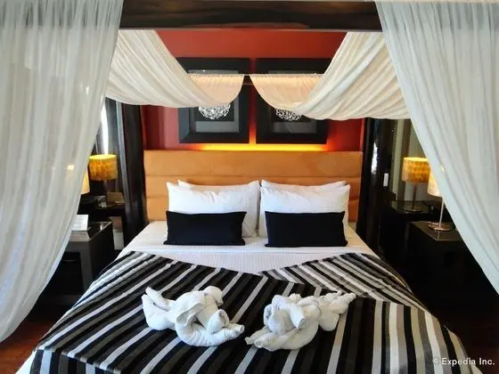 One Manalo Place - Oda