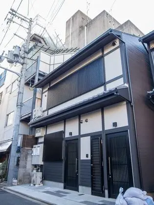 One More Heart at Kamishichiken 1