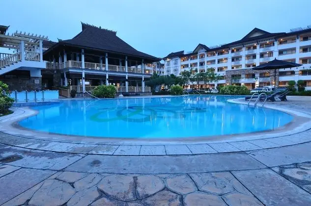 One Oasis Davao Condominium - Havuz