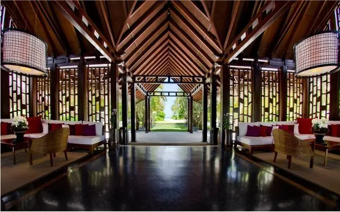 One&Only Reethi Rah - Lobi