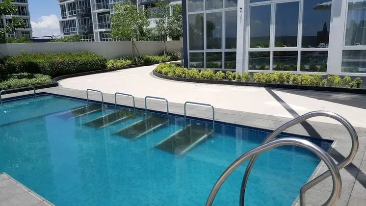 One Pacific Residences - Havuz